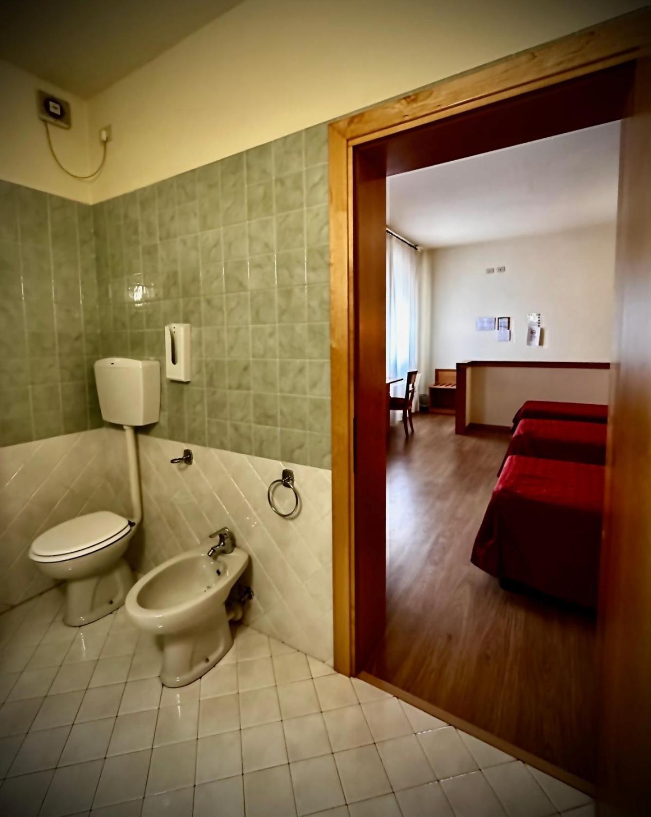 Hotel Ponte Molo ปอร์โตตอลเล ภายนอก รูปภาพ